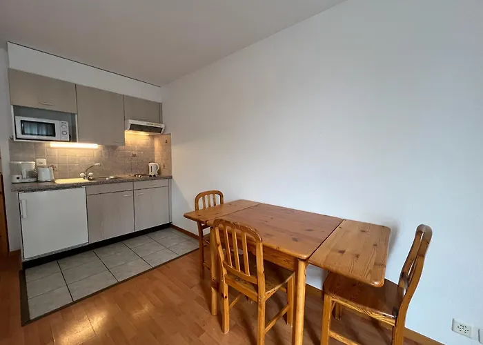 Avec Parking Apartman *